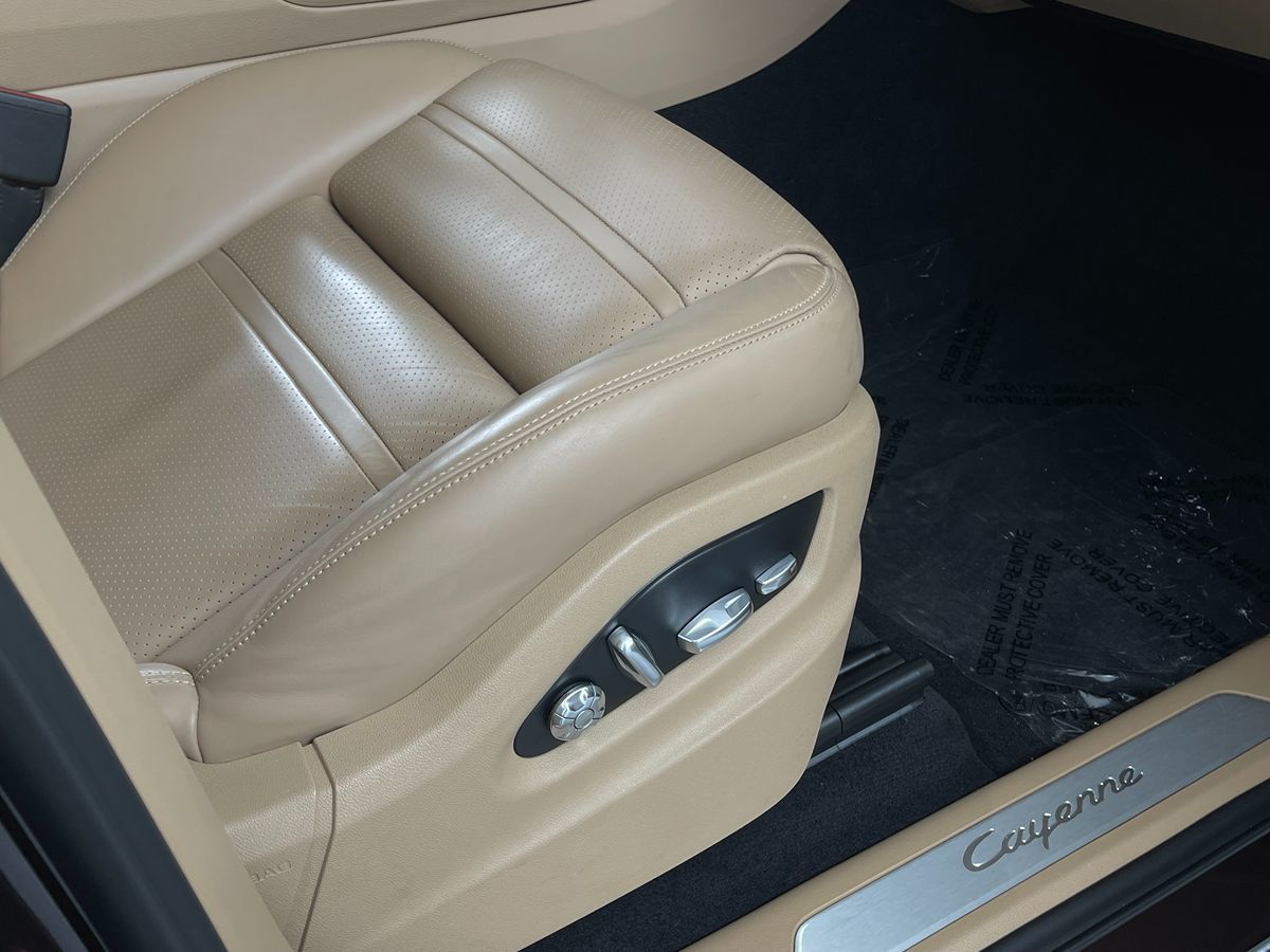 2019 Porsche Cayenne photo 23