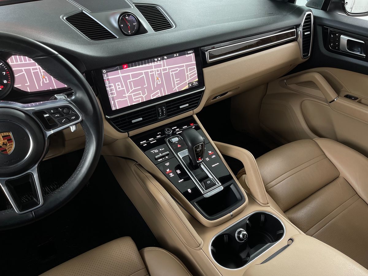 2019 Porsche Cayenne photo 7