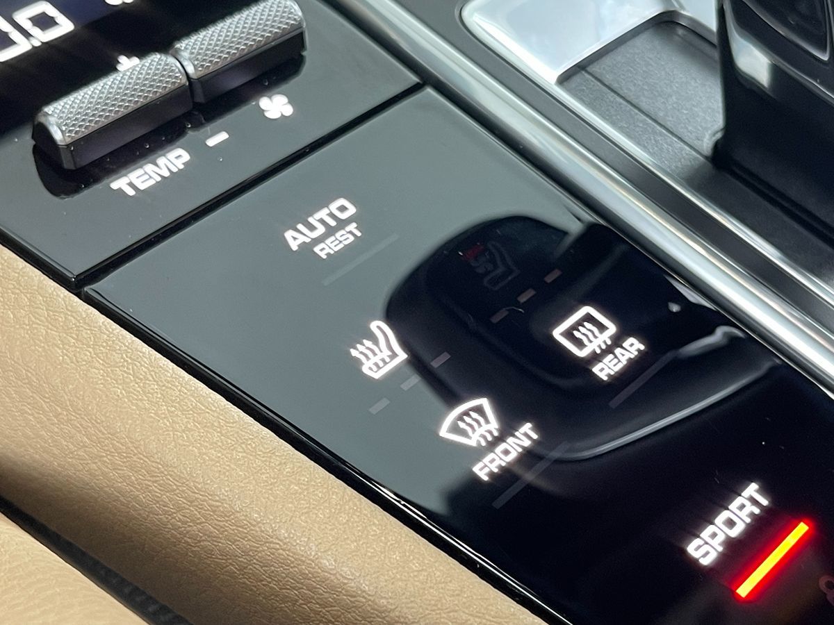 2019 Porsche Cayenne photo 28