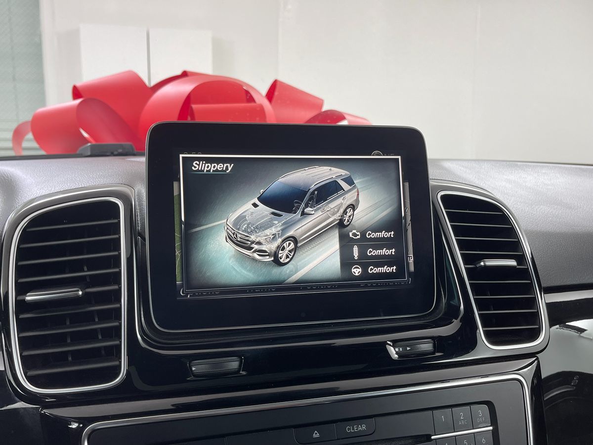 2019 Mercedes Benz GLE 43 4MATIC photo 18