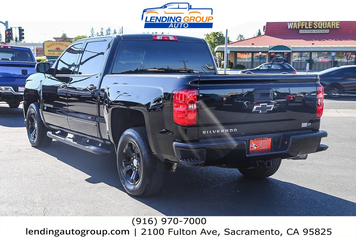 2018 Chevrolet Silverado 1500 LT Z71 photo 2