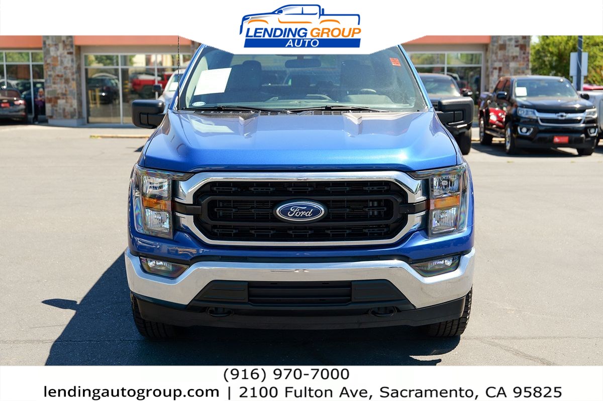 2023 Ford F-150 XLT photo 2