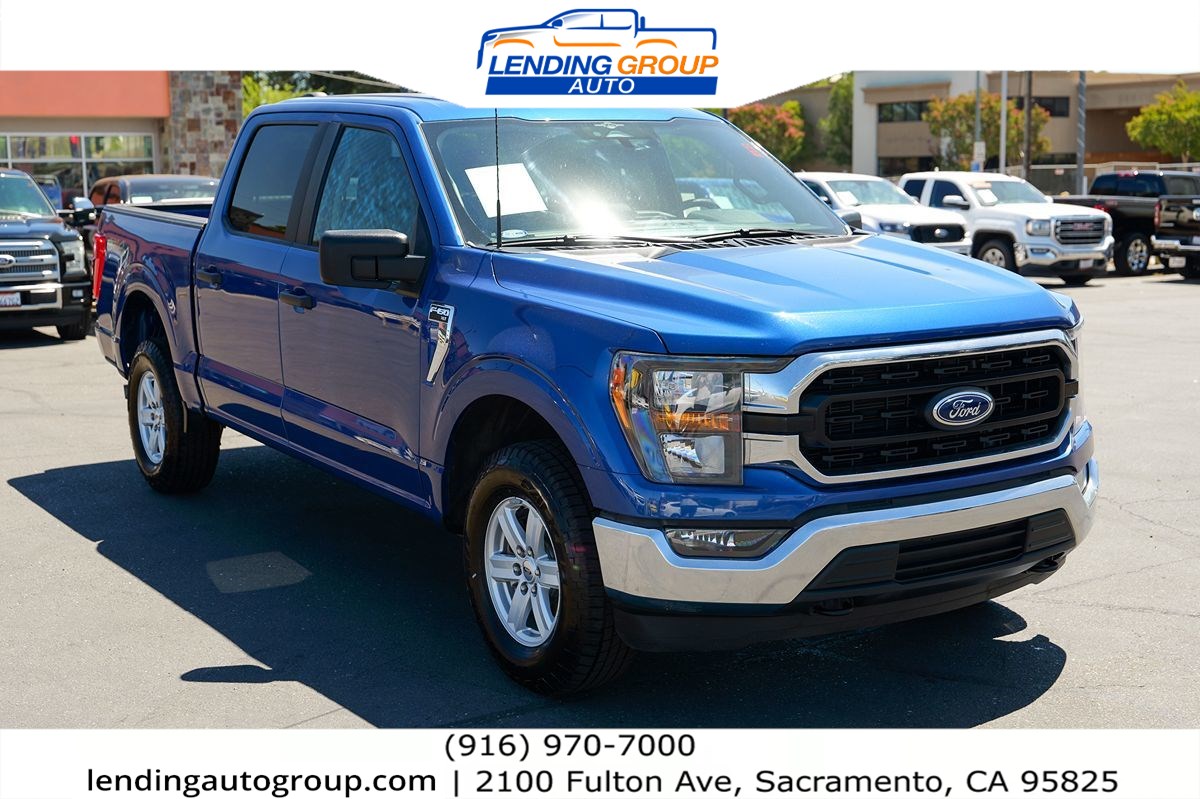 2023 Ford F-150 XLT photo 3