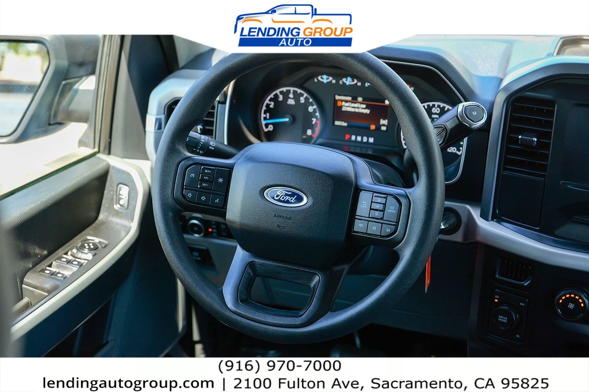 2023 Ford F-150 XLT photo 12