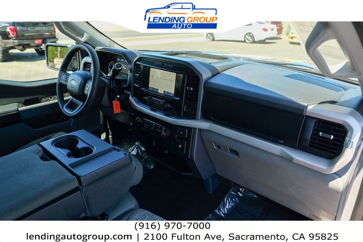 2023 Ford F-150 XLT photo 13