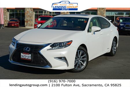 2017 Lexus ES 300h