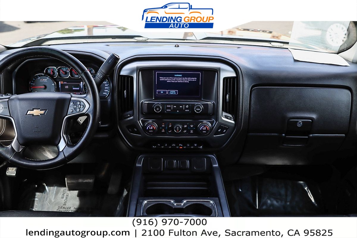 2015 Chevrolet Silverado 3500HD LTZ photo 9