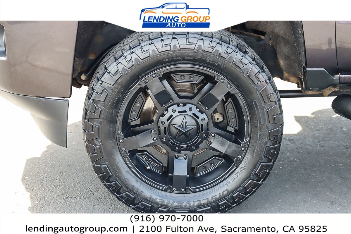 2015 Chevrolet Silverado 3500HD LTZ photo 7