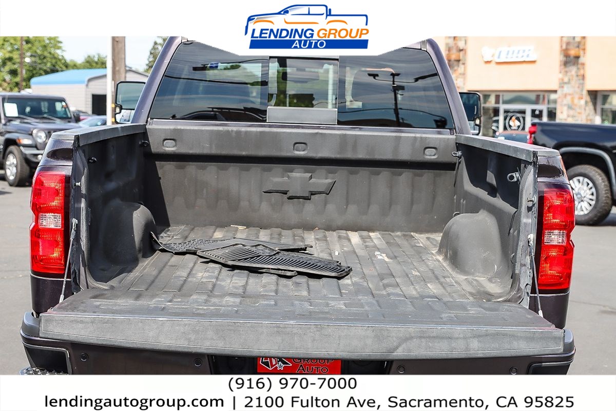 2015 Chevrolet Silverado 3500HD LTZ photo 17