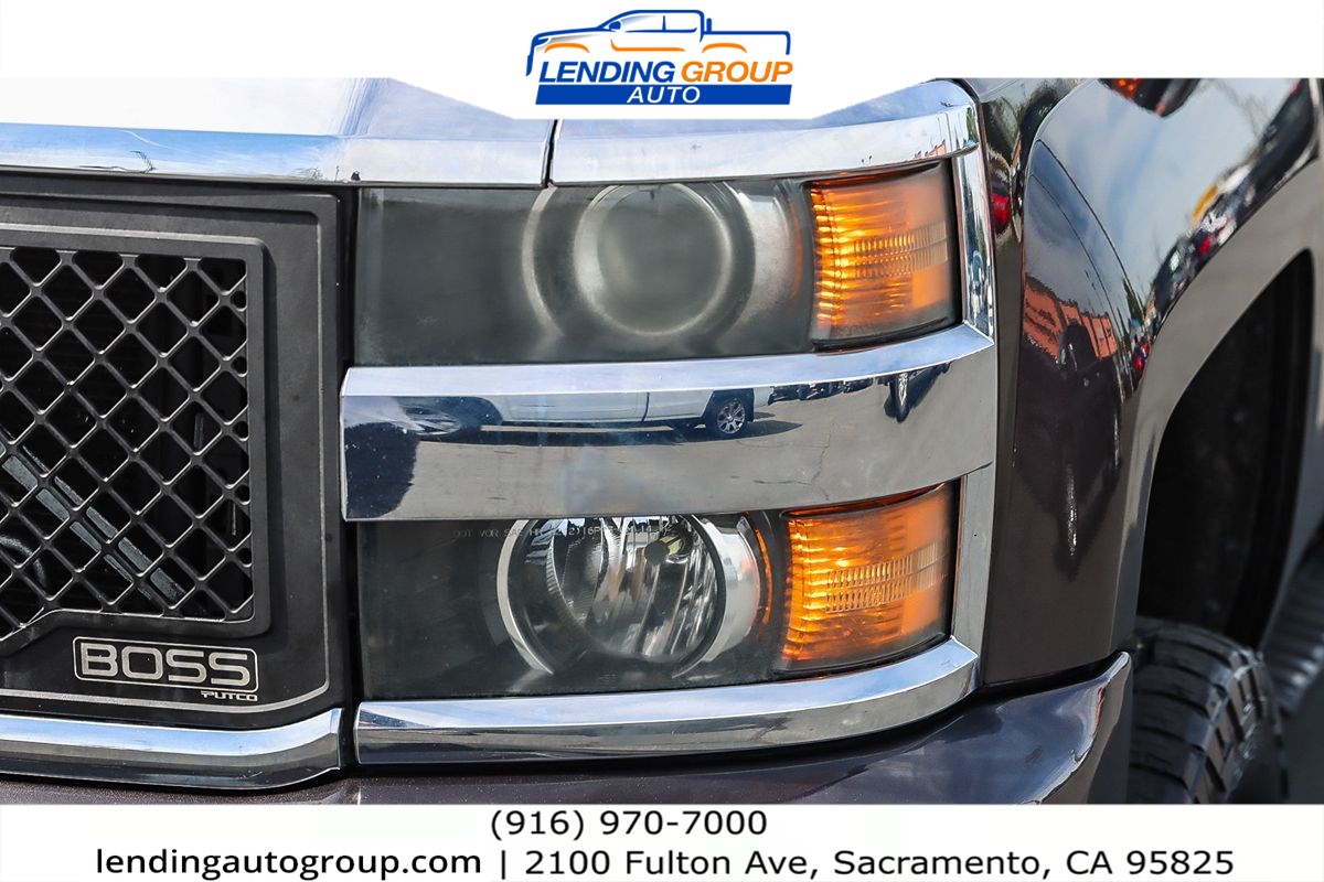 2015 Chevrolet Silverado 3500HD LTZ photo 6