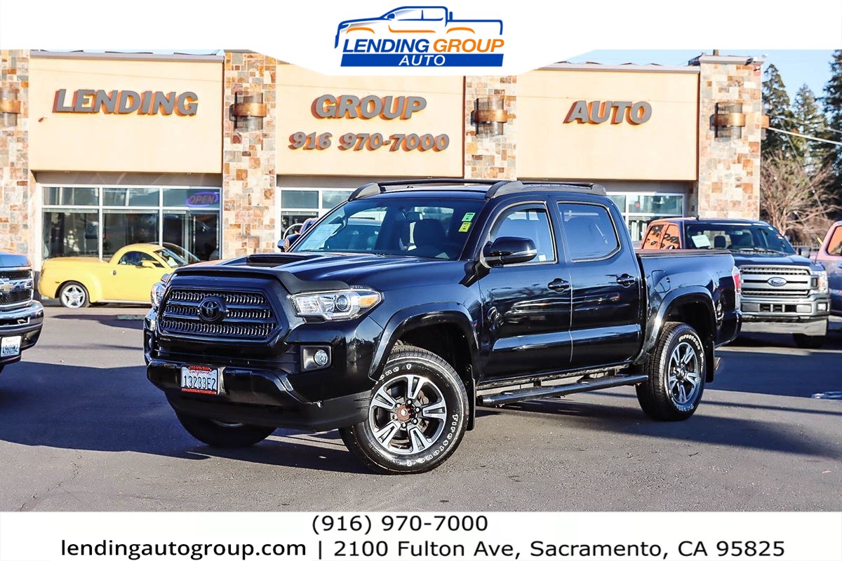 2017 Toyota Tacoma TRD Sport