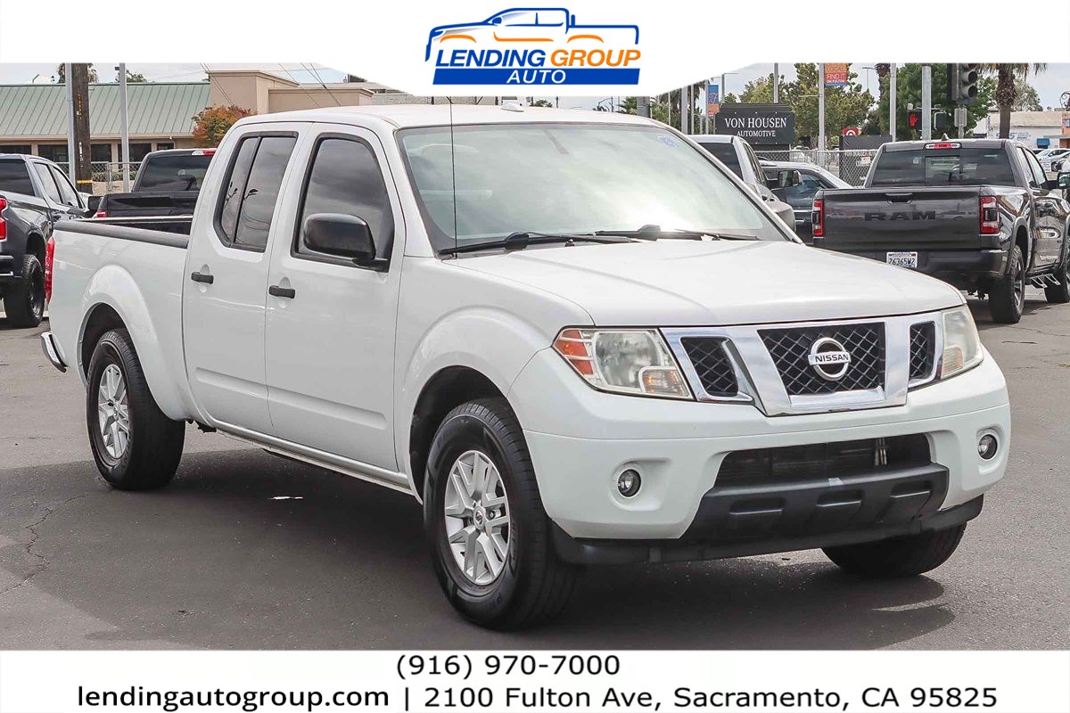 2016 Nissan Frontier SV photo 4