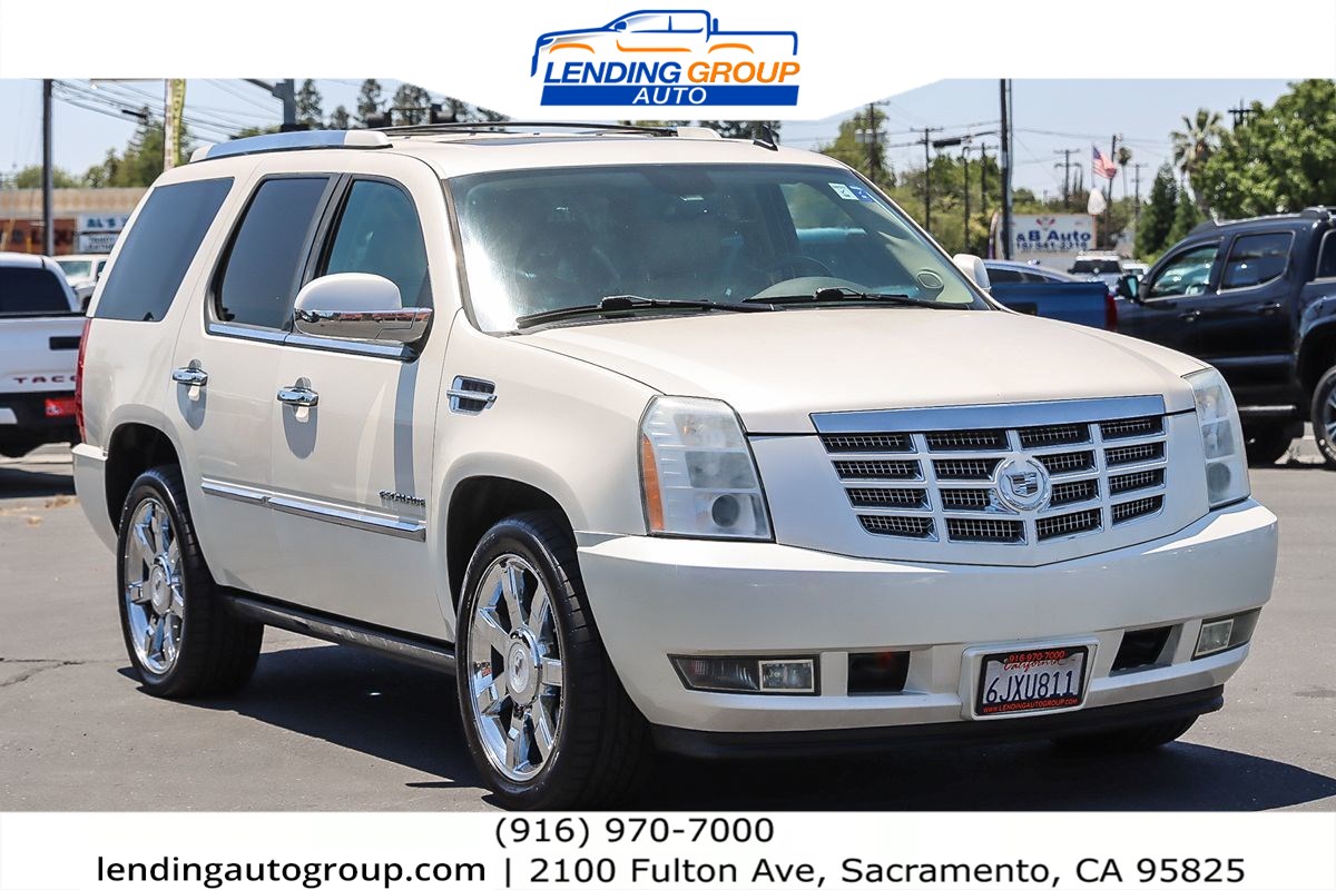 2010 Cadillac Escalade Premium photo 4
