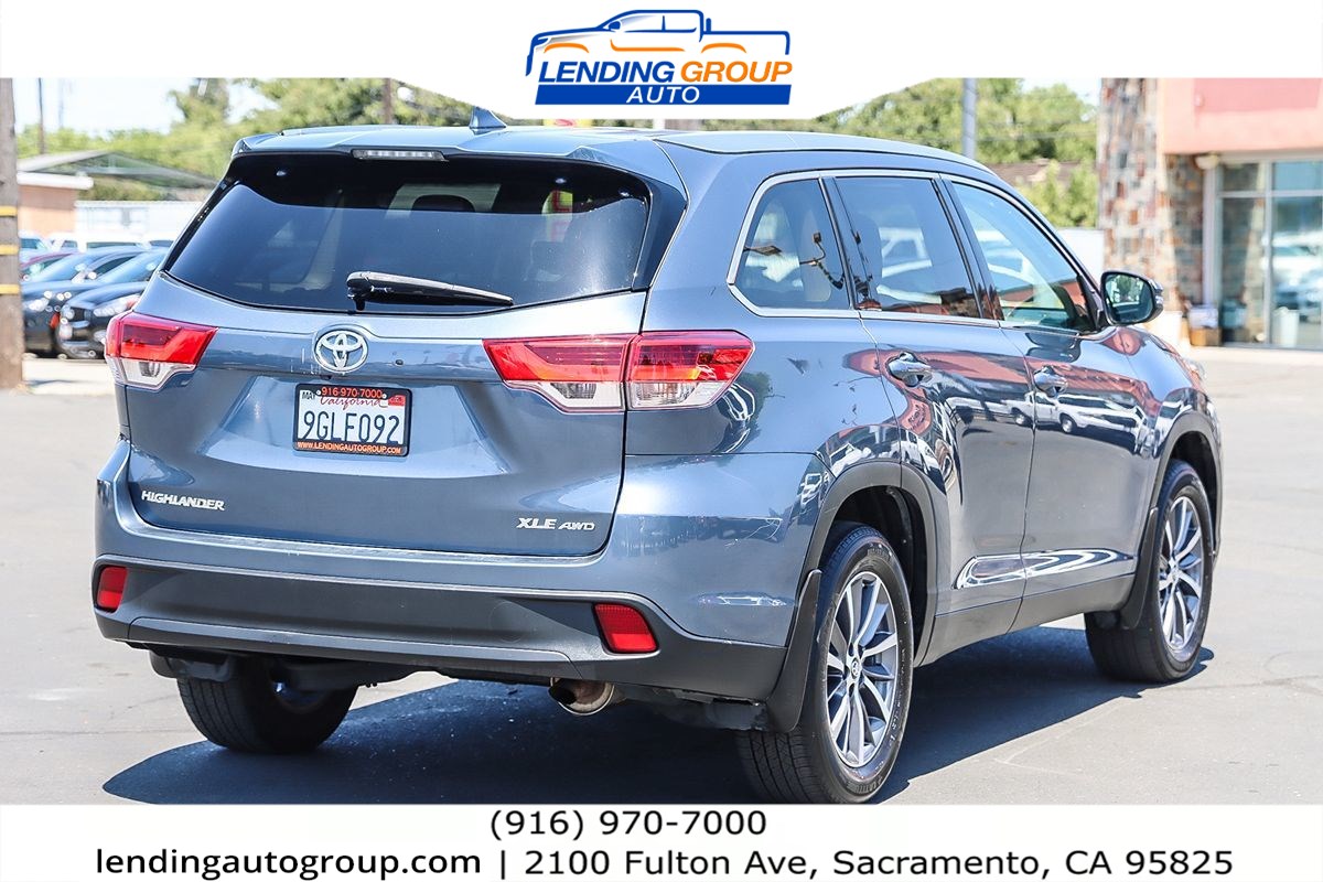 2019 Toyota Highlander XLE photo 4