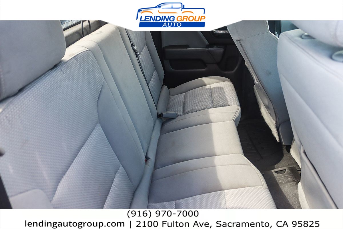 2018 Chevrolet Silverado 1500 Custom photo 14
