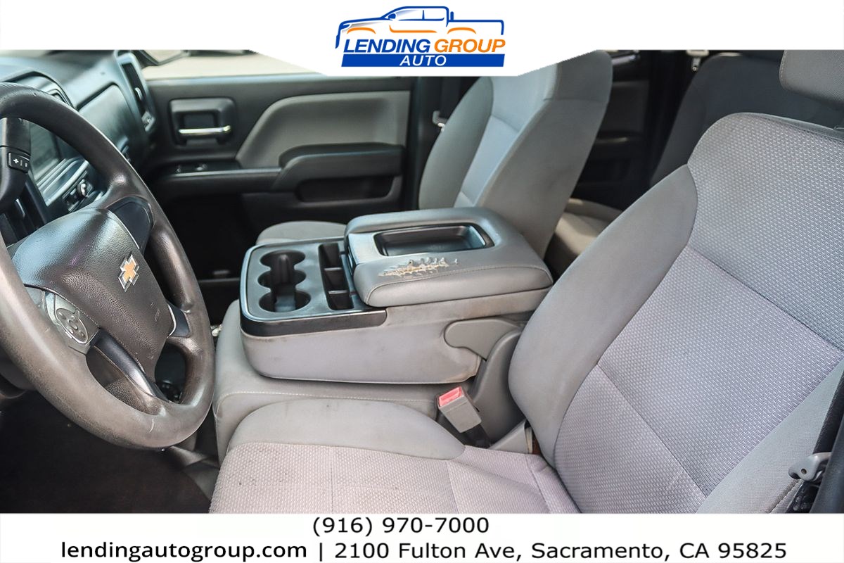 2018 Chevrolet Silverado 1500 Custom photo 15