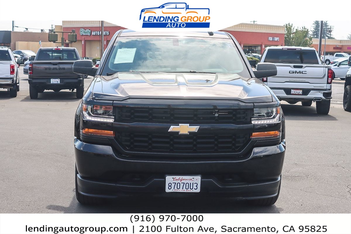 2018 Chevrolet Silverado 1500 Custom photo 6