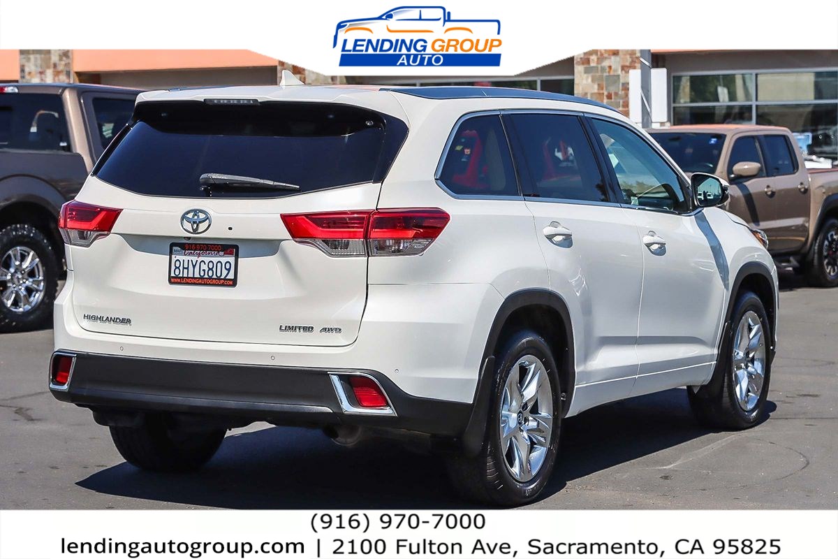 2019 Toyota Highlander Limited photo 2
