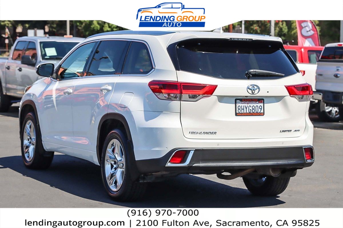 2019 Toyota Highlander Limited - Photo 2