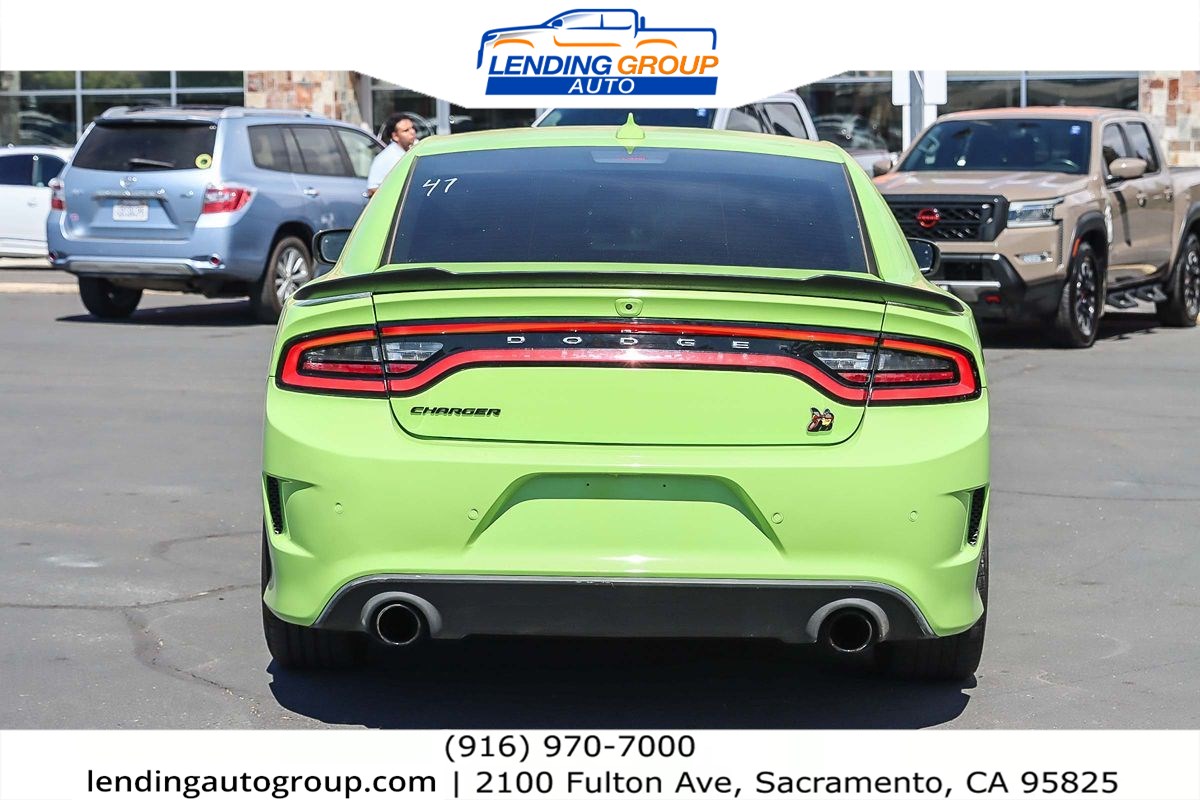 2023 Dodge Charger Scat Pack photo 3