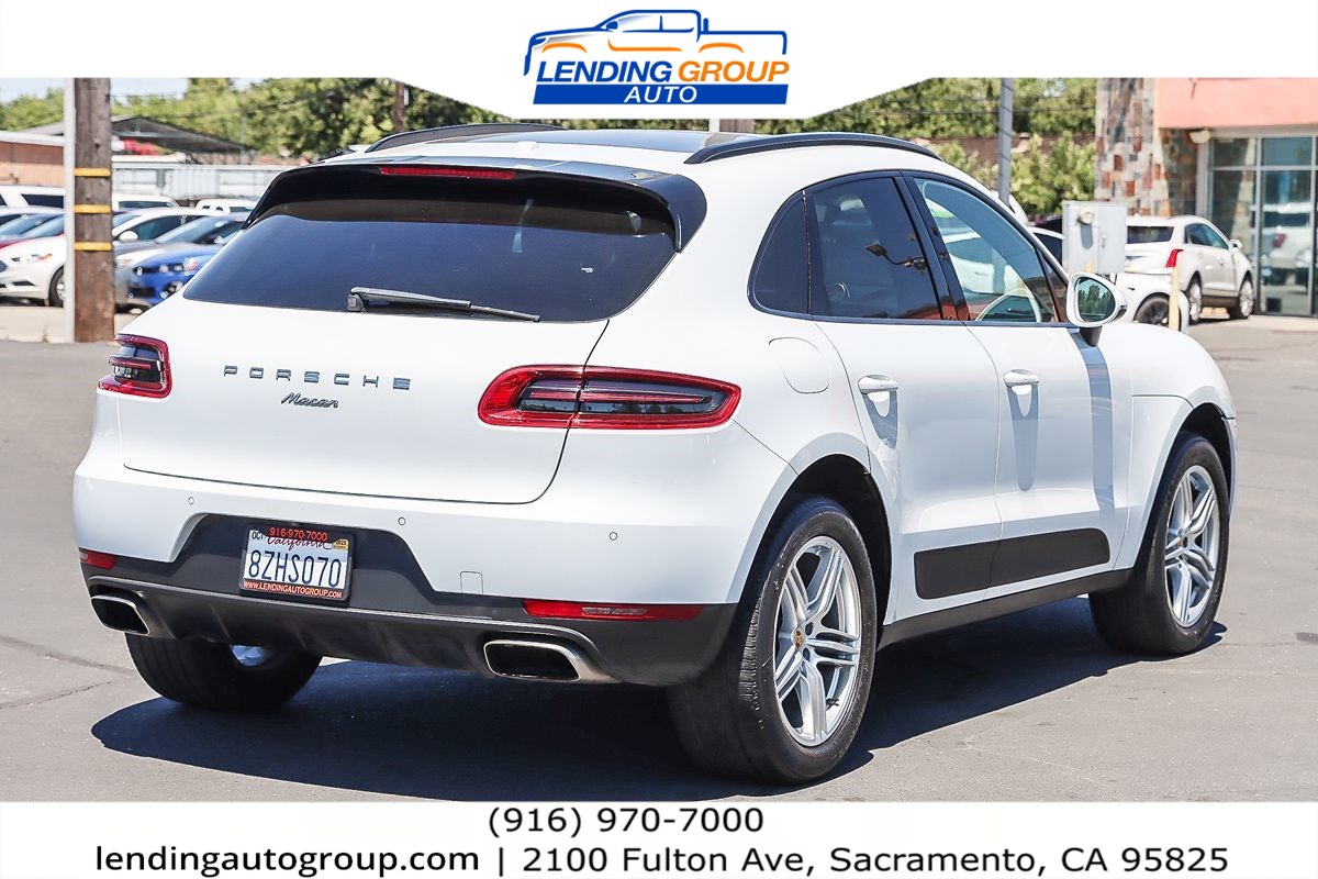 2017 Porsche Macan photo 4