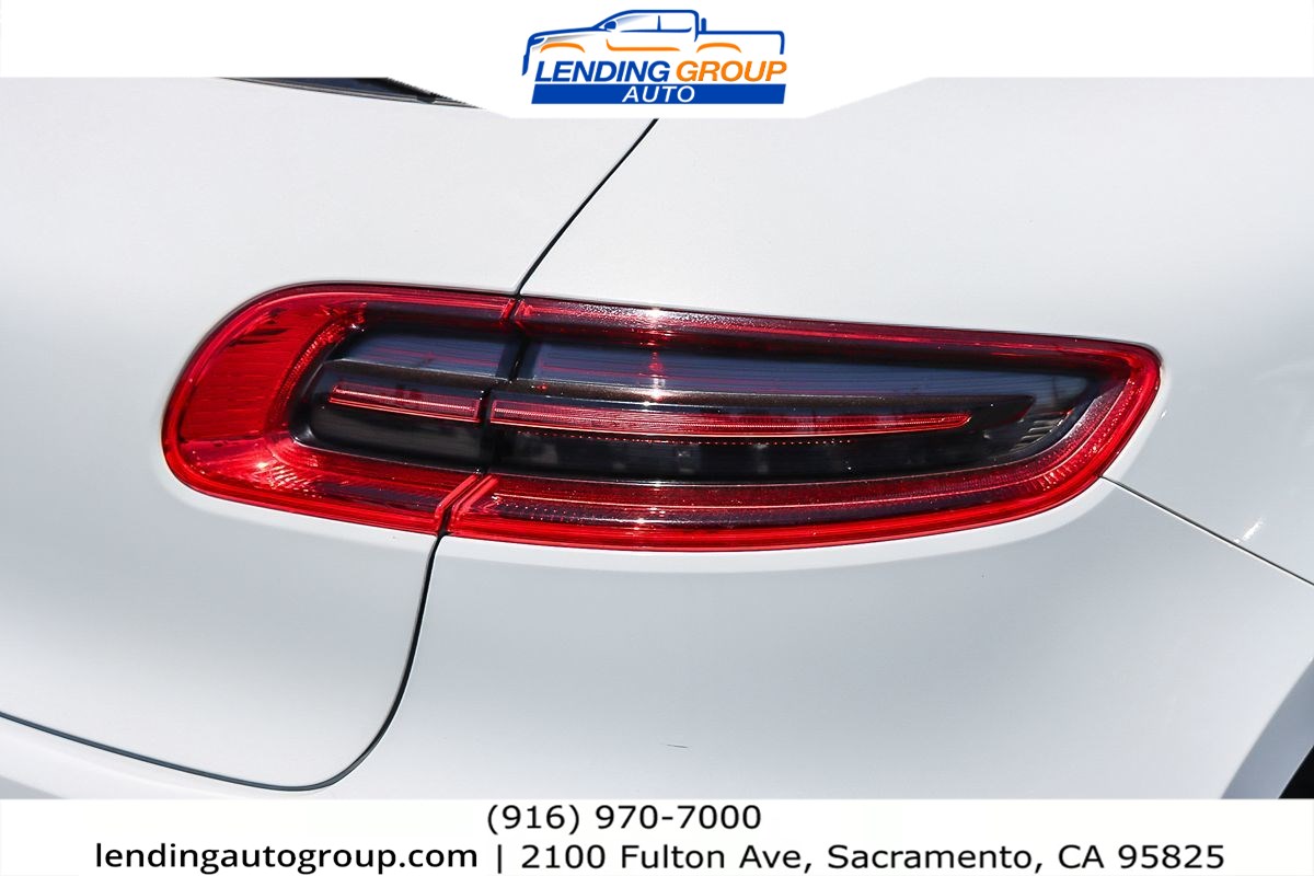 2017 Porsche Macan photo 8