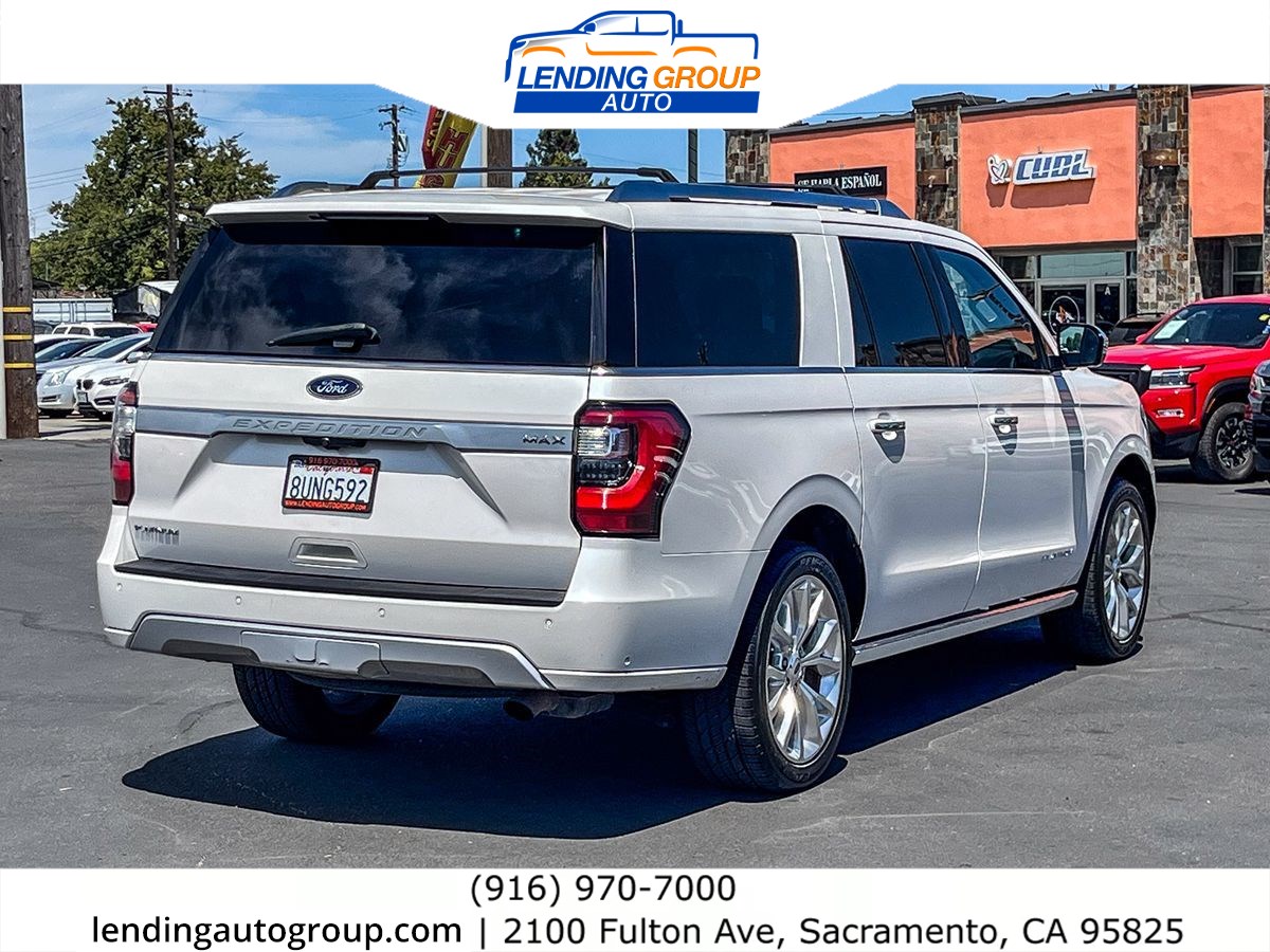 2018 Ford Expedition MAX Platinum photo 4