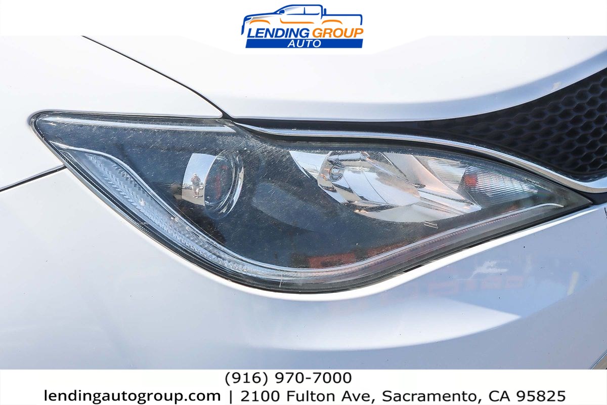 2018 Chrysler Pacifica Touring Plus photo 7