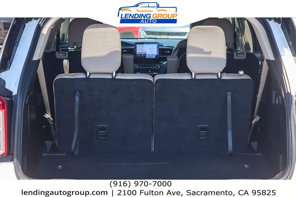 2020 Ford Explorer XLT photo 20