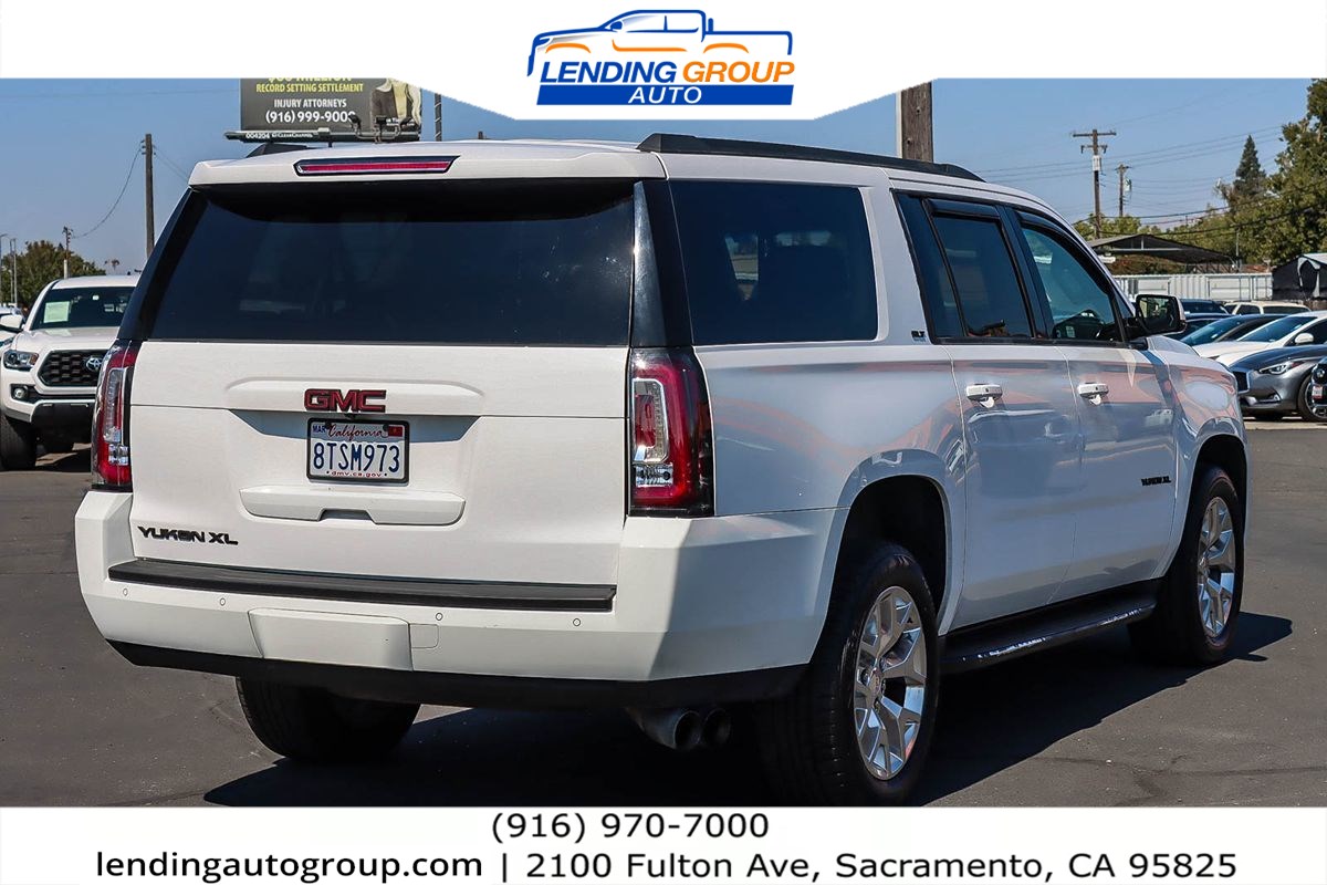 2017 Gmc Yukon XL SLT photo 4