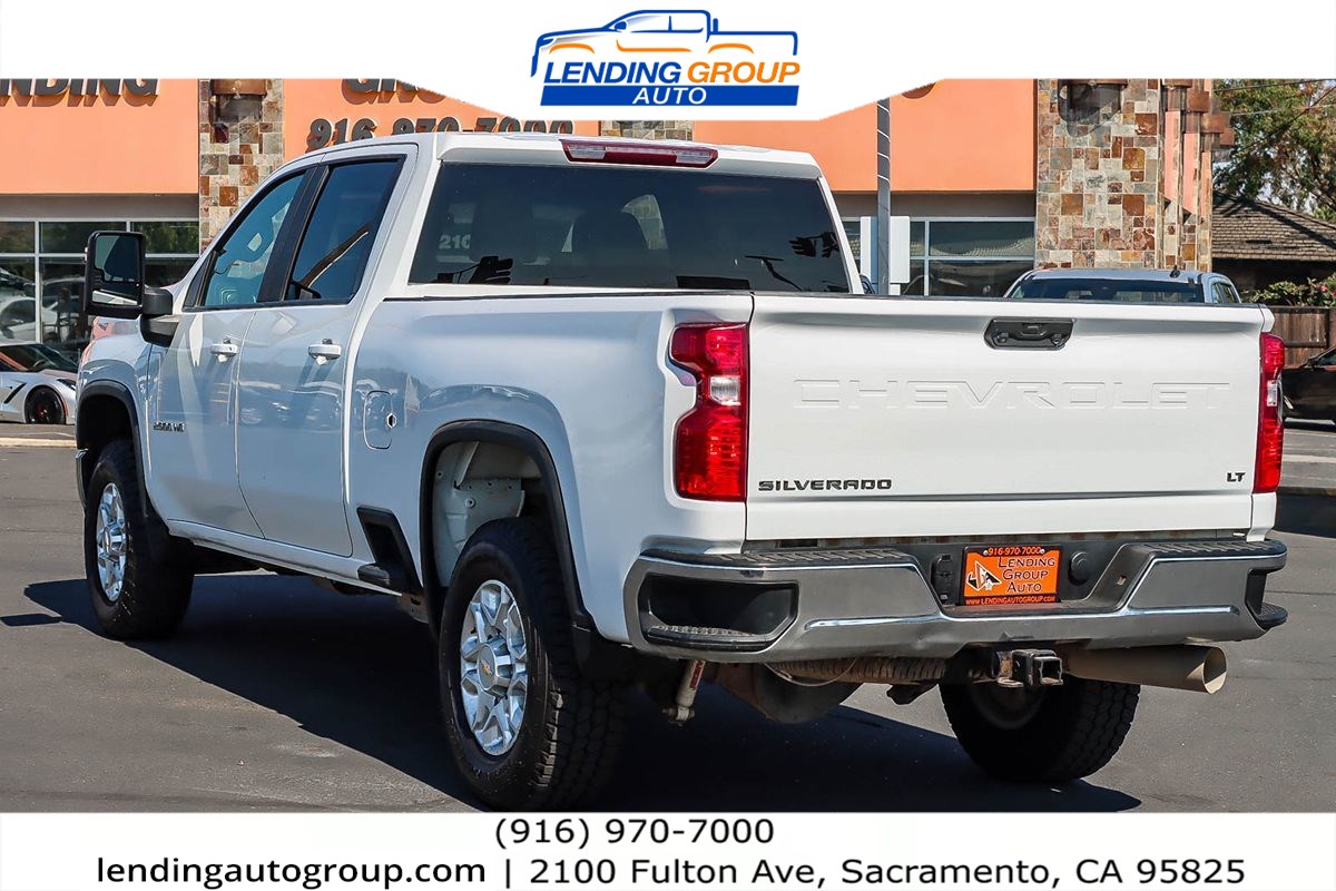 2021 Chevrolet Silverado 2500HD LT photo 2