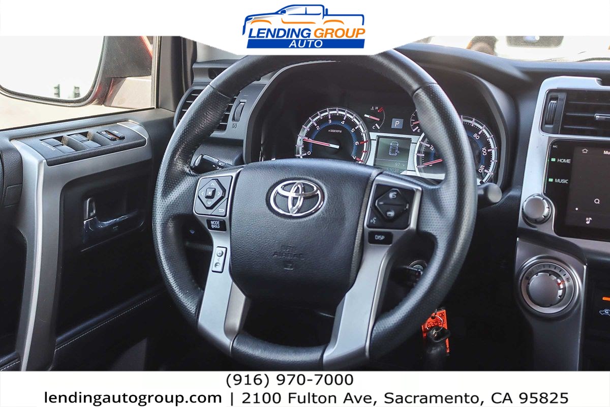 2019 Toyota 4Runner SR5 4WD photo 13