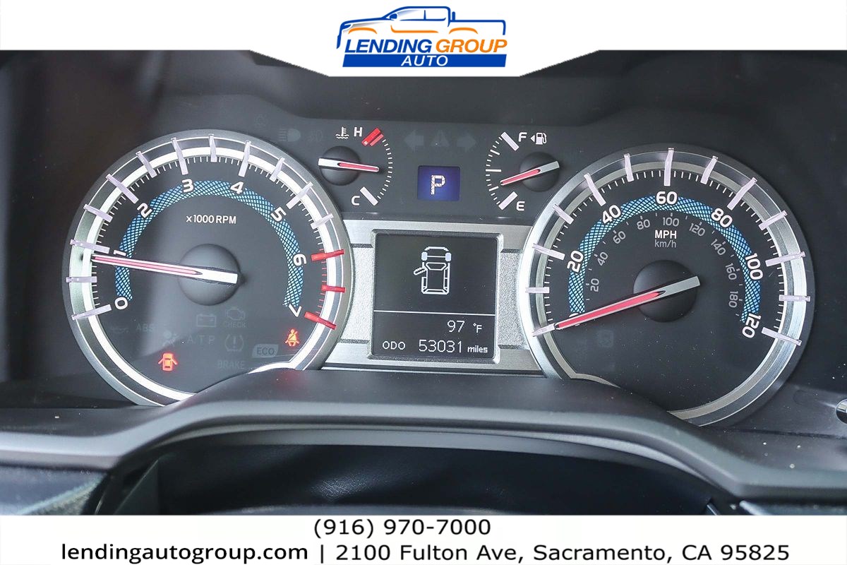 2019 Toyota 4Runner SR5 4WD photo 19