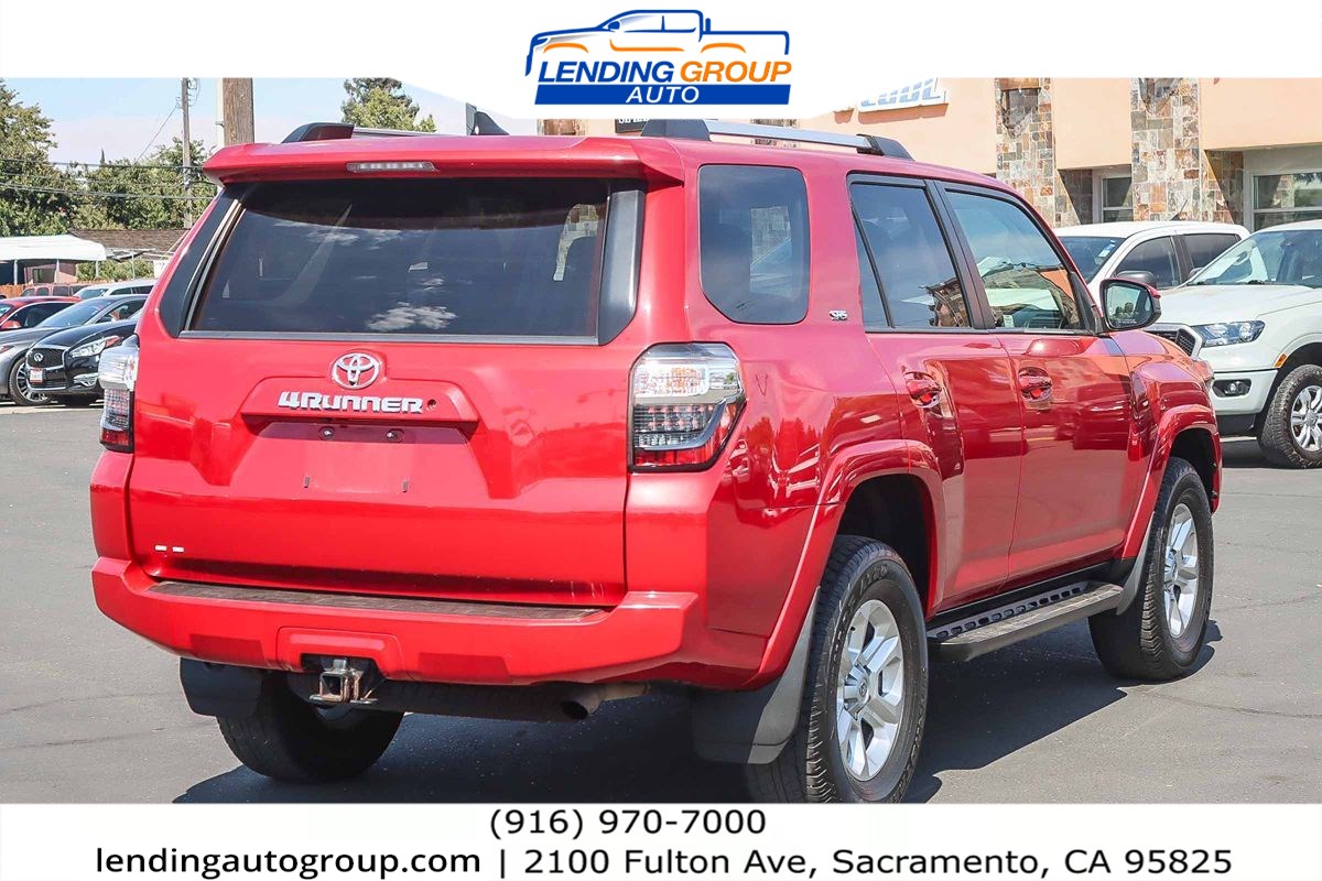2019 Toyota 4Runner SR5 4WD photo 4