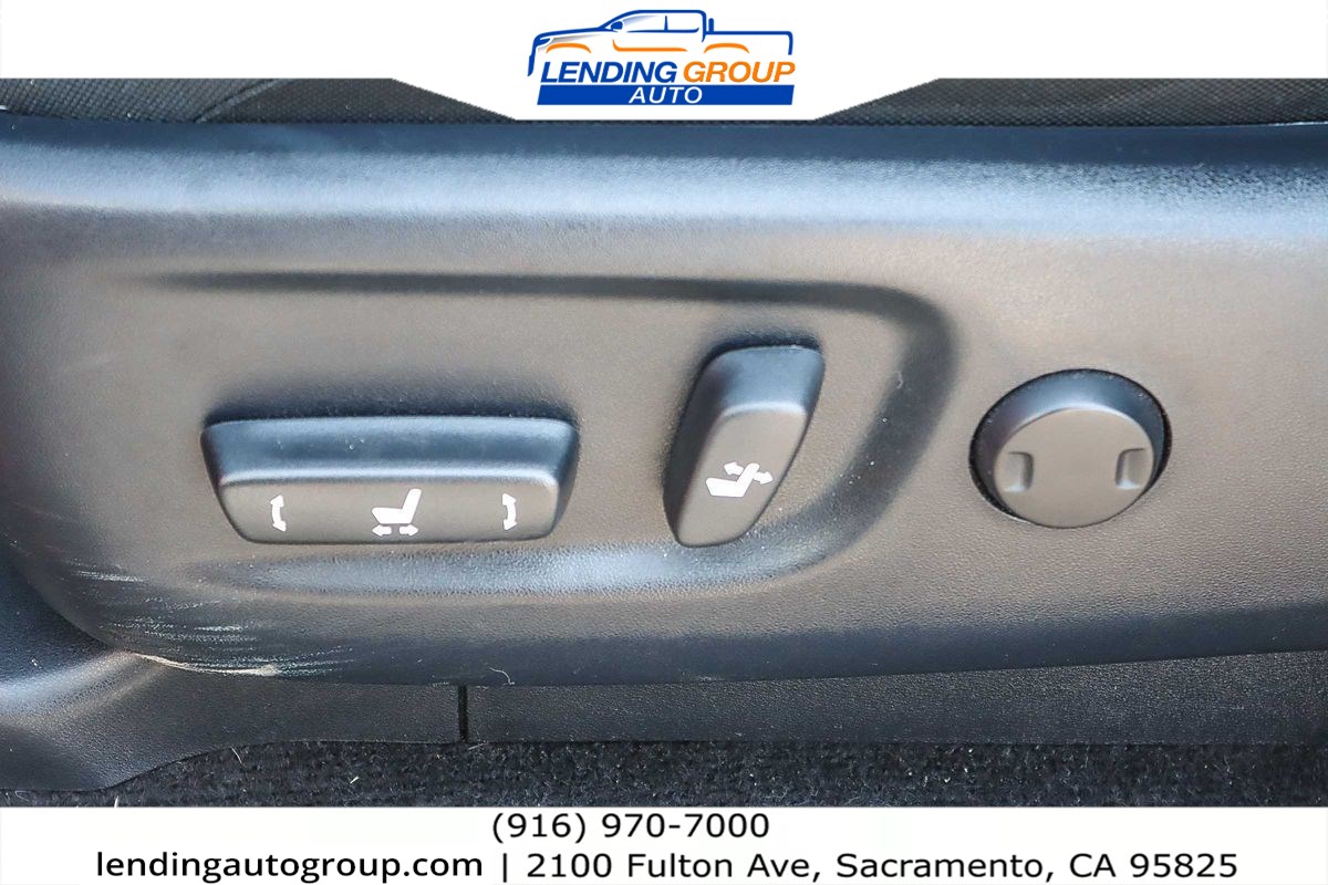 2019 Toyota 4Runner SR5 4WD photo 18