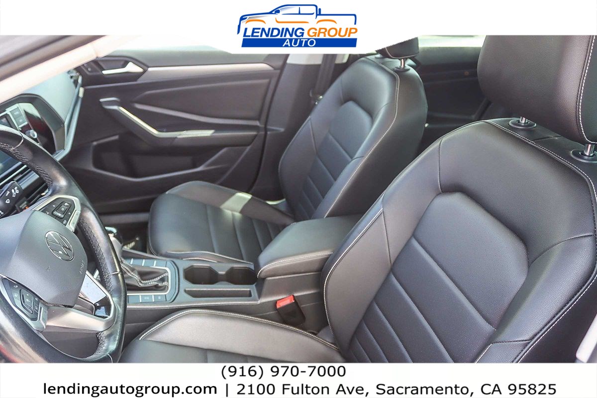 2022 Volkswagen Jetta SE photo 14