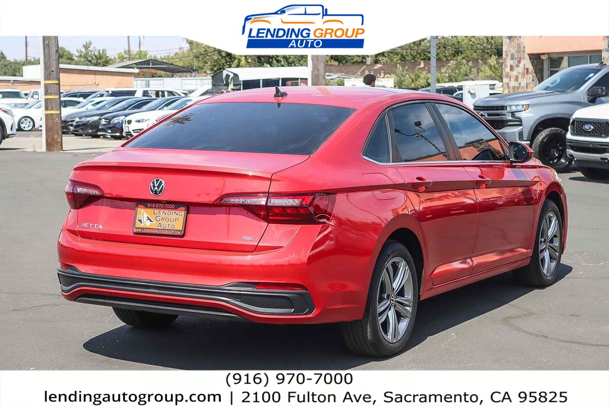 2022 Volkswagen Jetta SE photo 4