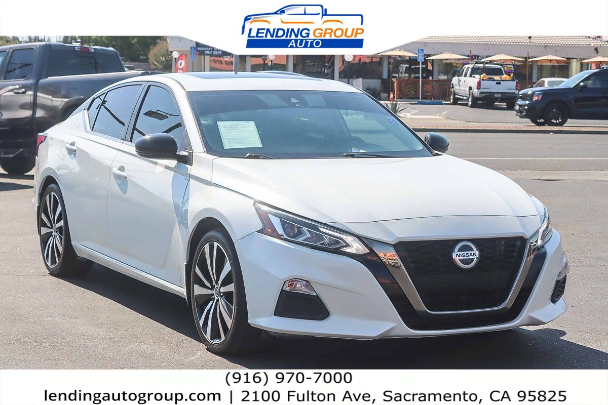 2020 Nissan Altima 2.5 SR photo 4