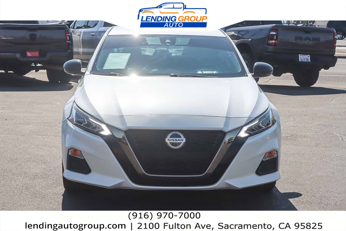 2020 Nissan Altima 2.5 SR photo 5
