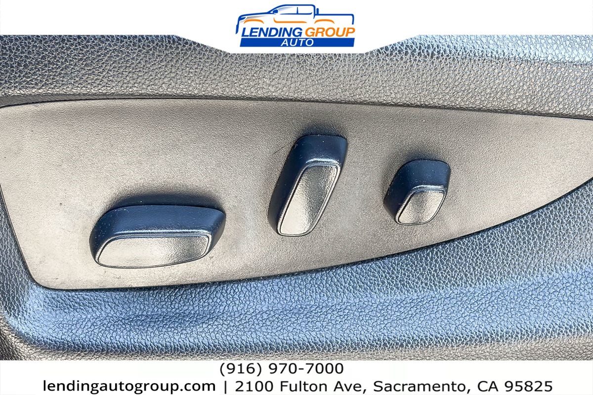 2019 Chevrolet Tahoe LT - Photo 21