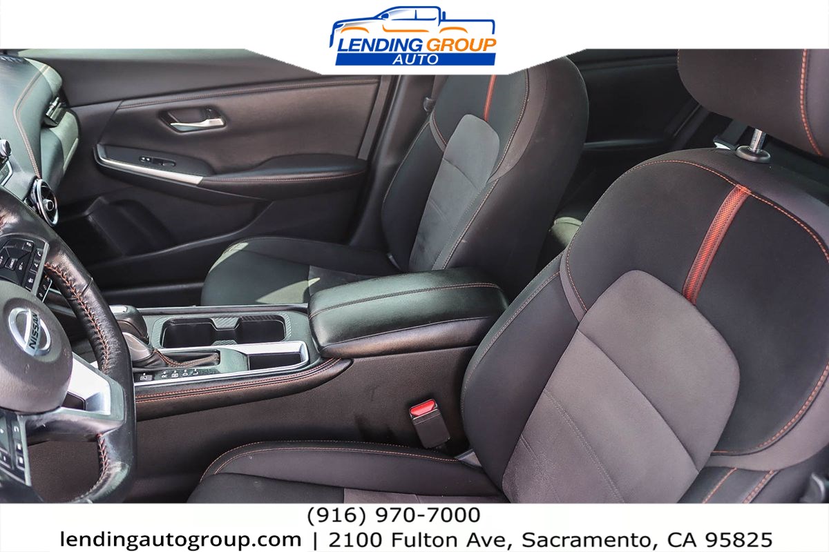 2021 Nissan Sentra SR photo 13