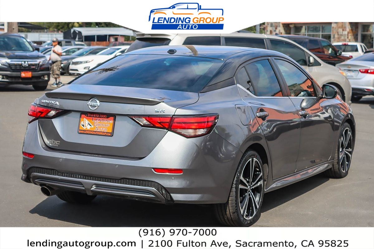2021 Nissan Sentra SR photo 3