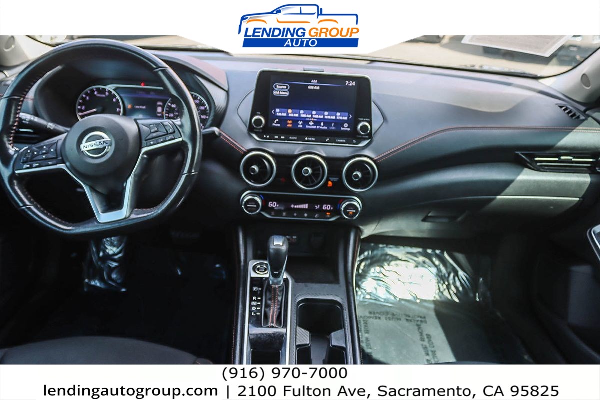2021 Nissan Sentra SR photo 10