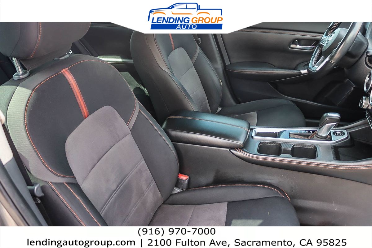 2021 Nissan Sentra SR photo 12