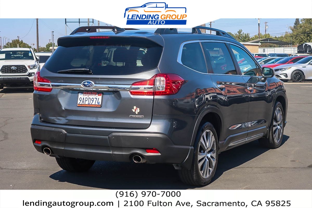 2021 Subaru Ascent Touring photo 3