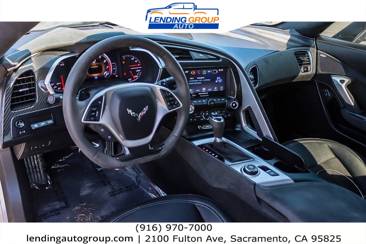 2016 Chevrolet Corvette Stingray 3LT photo 11