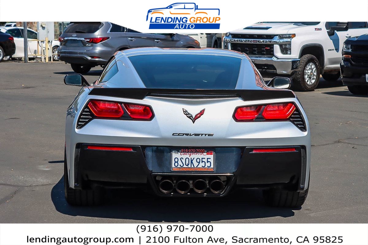 2016 Chevrolet Corvette Stingray 3LT photo 3