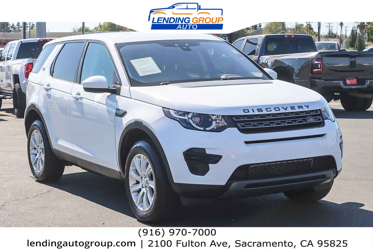 2017 Land Rover Discovery Sport SE photo 4