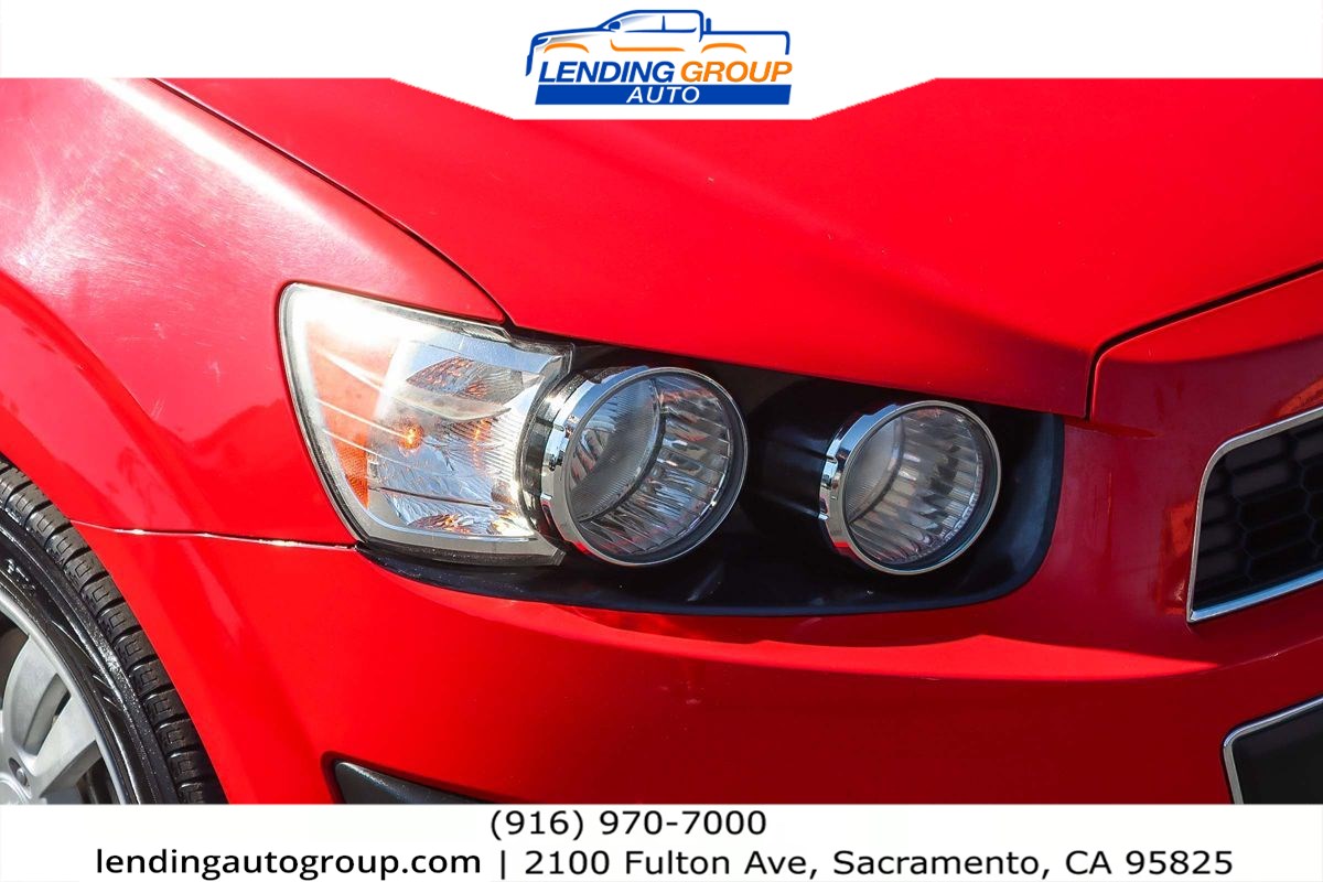 2014 Chevrolet Sonic LT photo 7