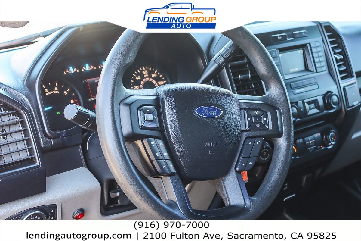2016 Ford F-150 XL photo 13